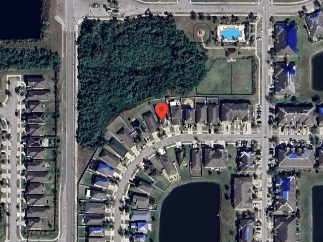 House image located at Ruskin, FL 33570