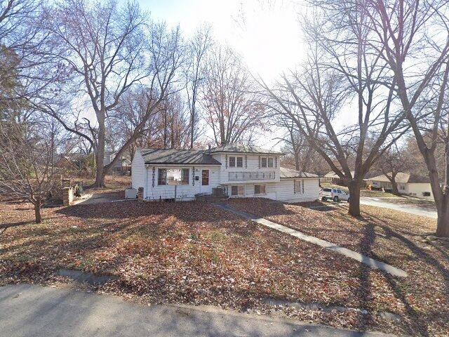 House image located at Kansas City, MO 64118
