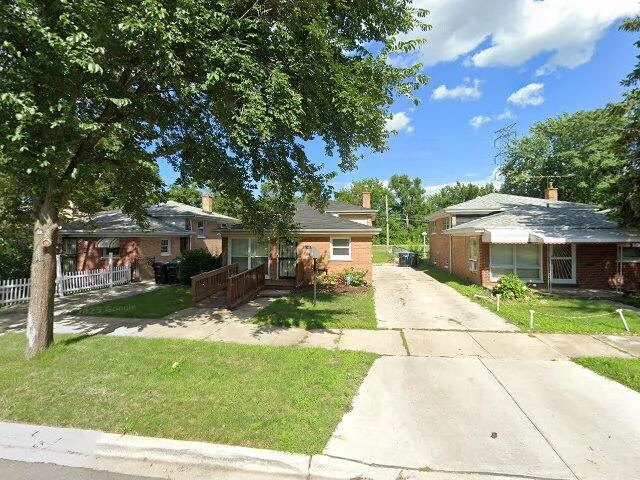 House image located at Chicago, IL 60643