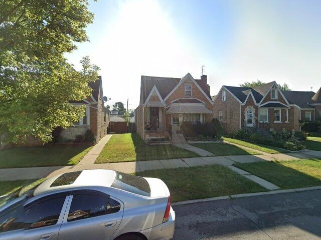 House image located at Chicago, IL 60634