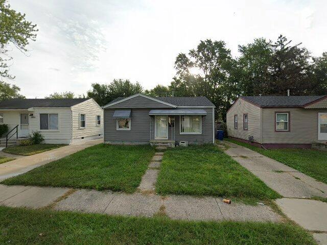 House image located at Warren, MI 48089
