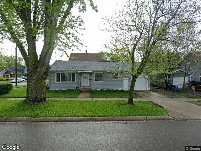 House image located at Aurora, IL 60506