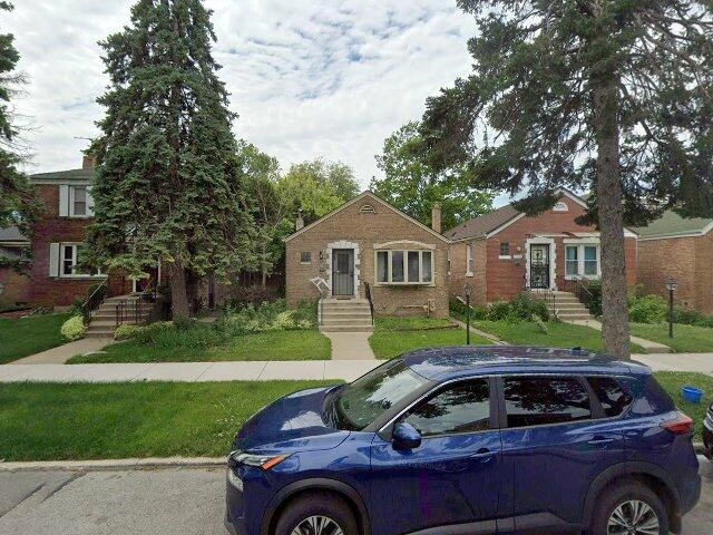 House image located at Chicago, IL 60620