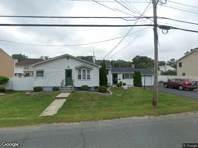 House image located at Spotswood, NJ 08884