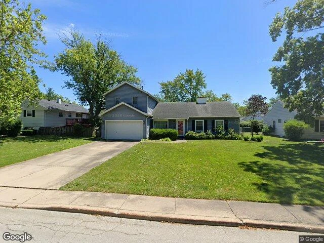 House image located at Glenview, IL 60025