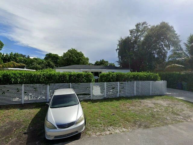 House image located at Miami, FL 33168