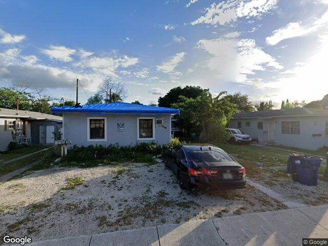 House image located at Miami, FL 33150