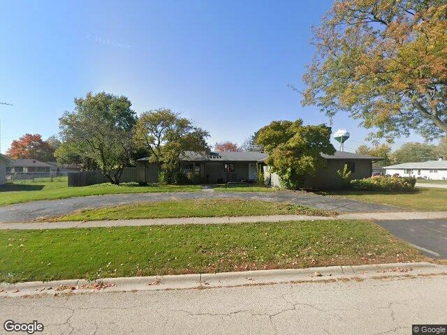 House image located at Huntley, IL 60142