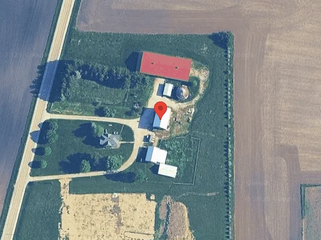 House image located at Hinckley, IL 60520