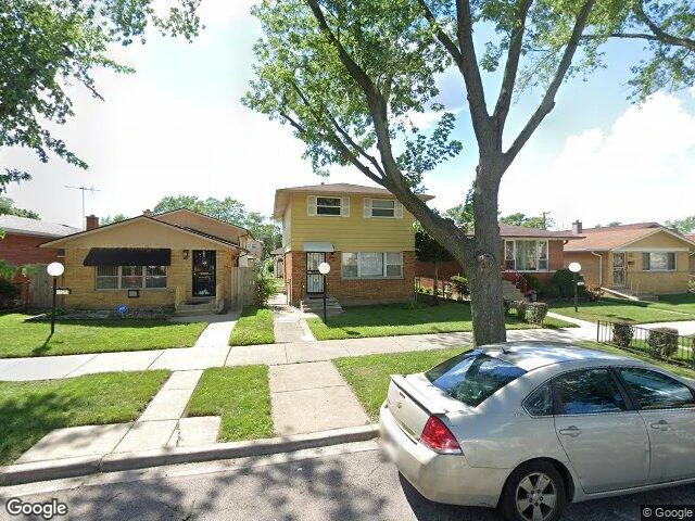 House image located at Chicago, IL 60643