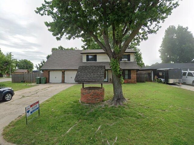 House image located at Yukon, OK 73099