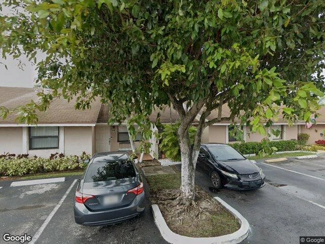 House image located at Miami, FL 33193