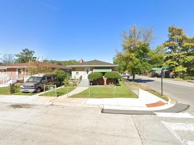 House image located at Chicago, IL 60628