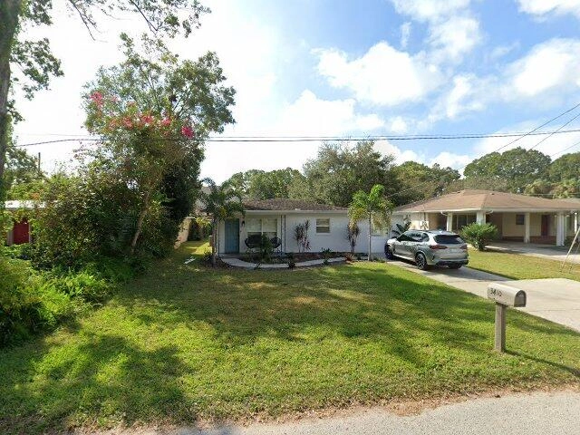 House image located at Tampa, FL 33609