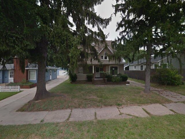House image located at Akron, OH 44301