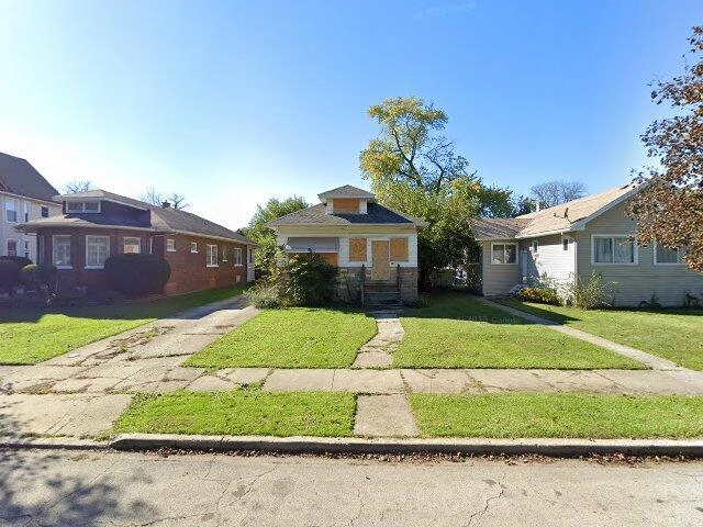 House image located at Maywood, IL 60153