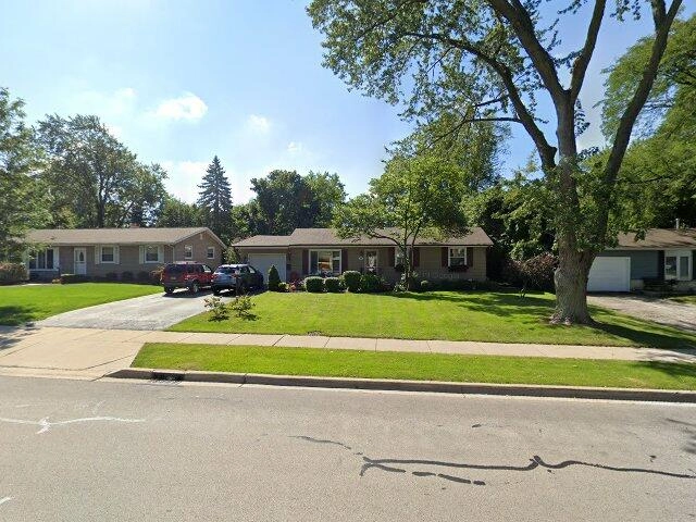 House image located at Carol Stream, IL 60188