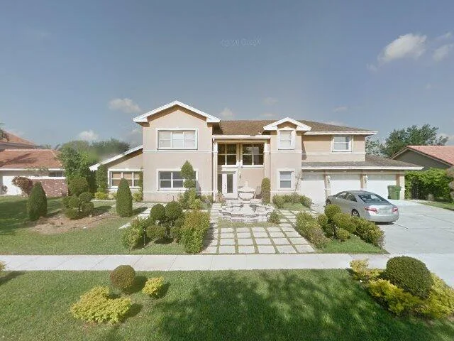 House image located at Hollywood, FL 33029