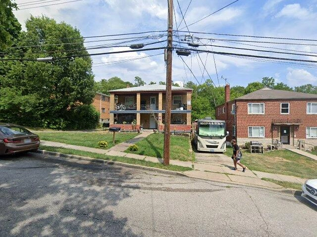 House image located at Cincinnati, OH 45211