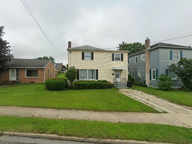 House image located at Akron, OH 44301