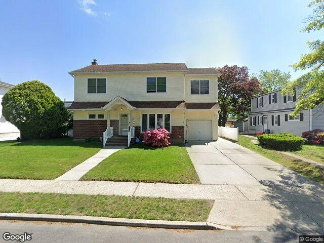 House image located at Franklin Square, NY 11010