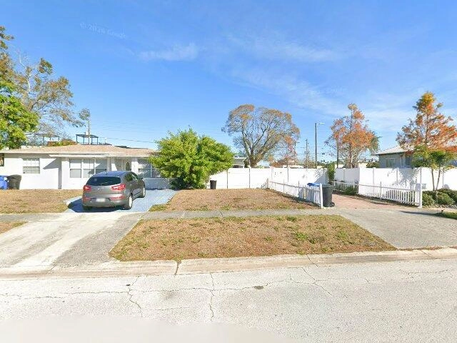House image located at Saint Petersburg, FL 33702