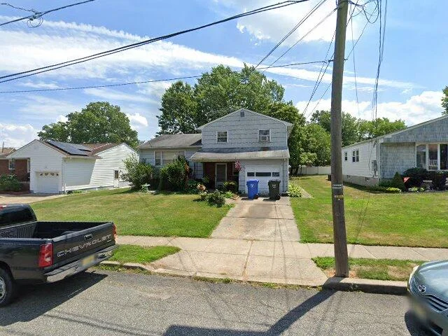 House image located at Fords, NJ 08863
