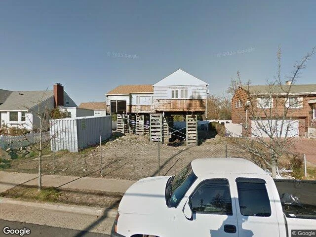 House image located at Freeport, NY 11520