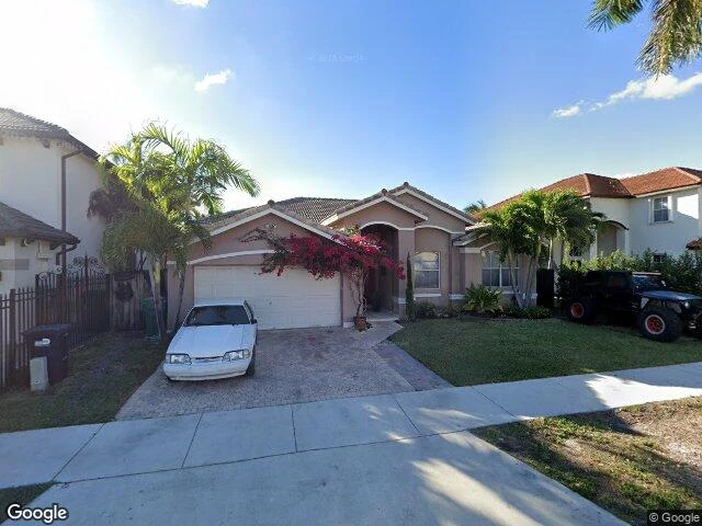 House image located at Miami, FL 33182