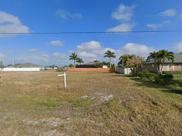 House image located at Cape Coral, FL 33993