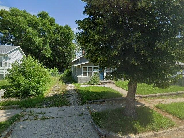 House image located at Minot, ND 58703