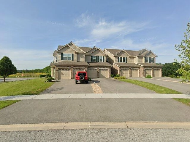 House image located at Aurora, IL 60503