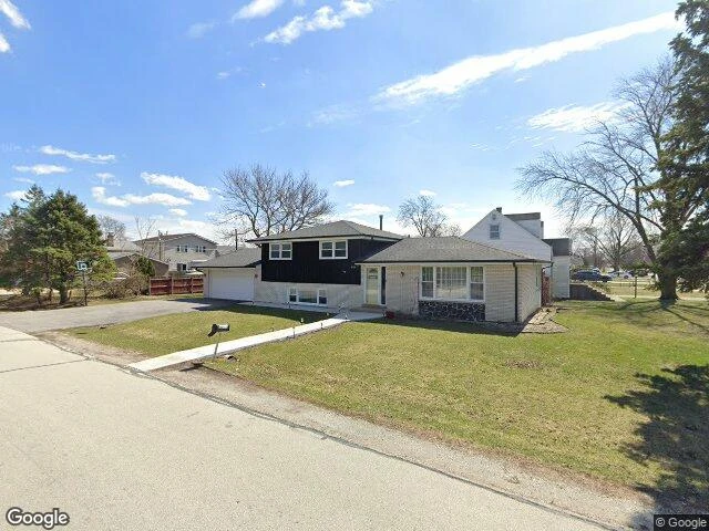 House image located at Palos Hills, IL 60465