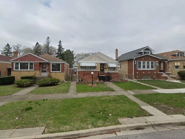 House image located at Bellwood, IL 60104