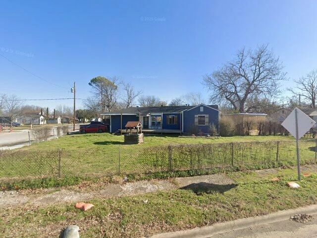 House image located at Dallas, TX 75224