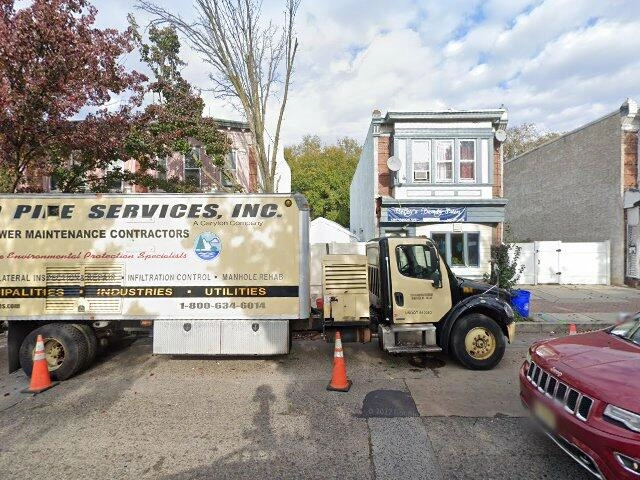 House image located at Camden, NJ 08103