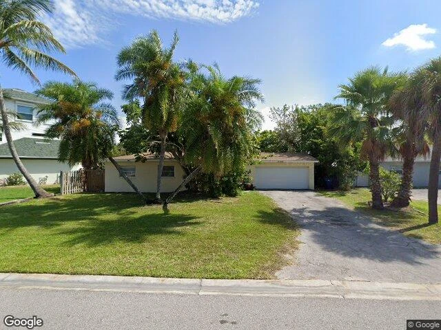 House image located at Saint Petersburg, FL 33707