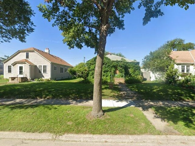 House image located at Minneapolis, MN 55418