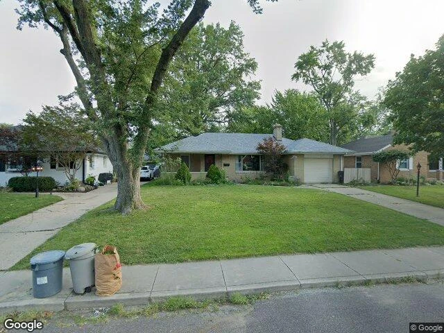 House image located at Peoria, IL 61614