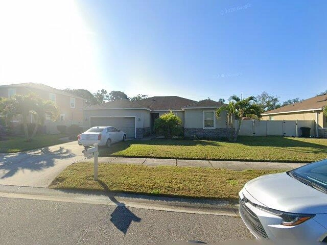 House image located at Saint Petersburg, FL 33712