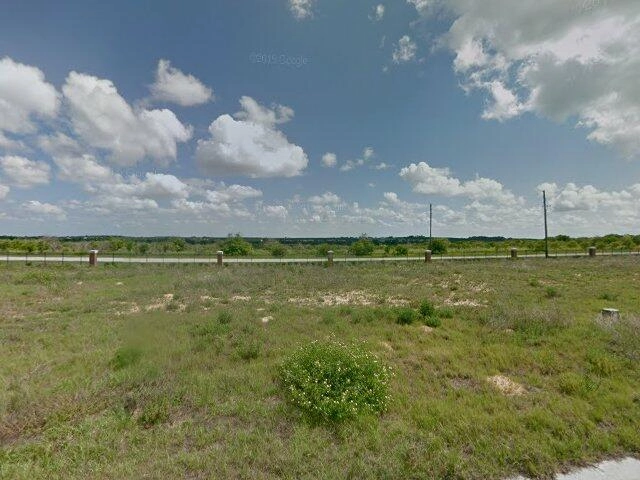 House image located at Dundee, FL 33838