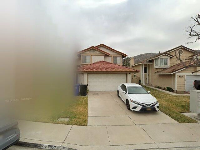 House image located at Fontana, CA 92337