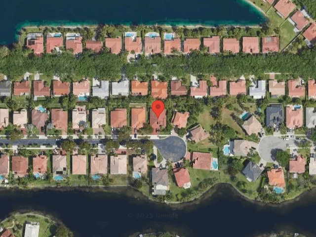 House image located at Hollywood, FL 33027