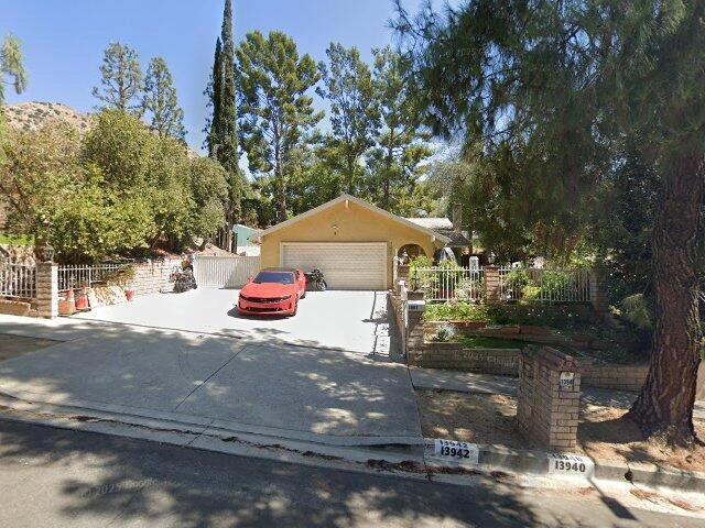 House image located at Sylmar, CA 91342