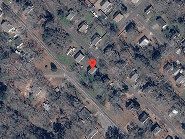 House image located at Newnan, GA 30263
