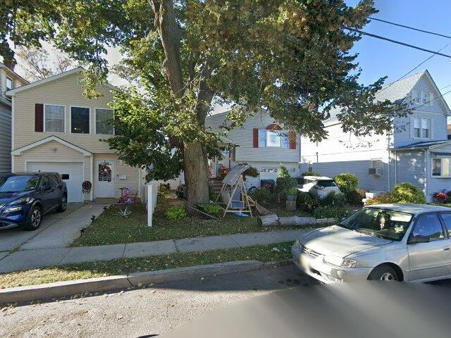 House image located at Perth Amboy, NJ 08861