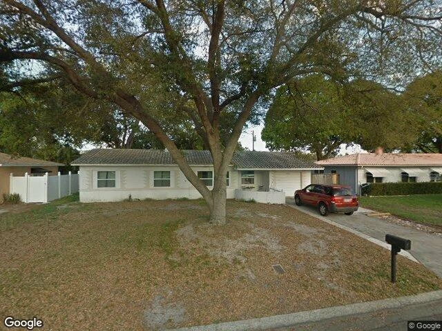 House image located at Saint Petersburg, FL 33702