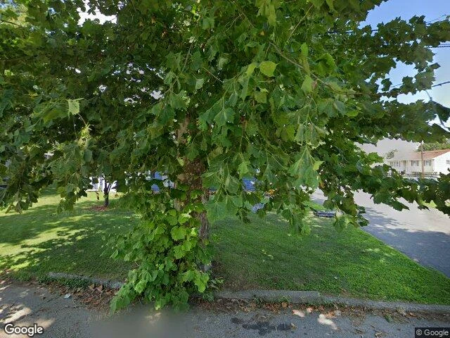 House image located at Pompton Lakes, NJ 07442