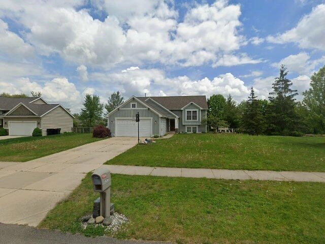 House image located at Jenison, MI 49428