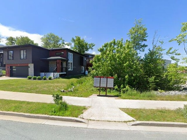 House image located at Fort Wayne, IN 46806